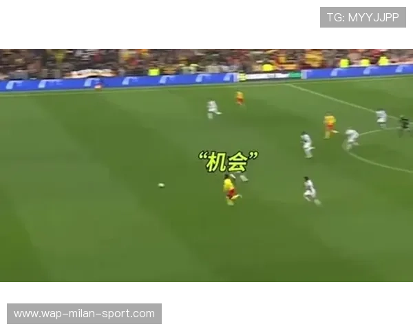 足球场上的失误瞬间：头球偏出，让你看懂运动员的压力与努力